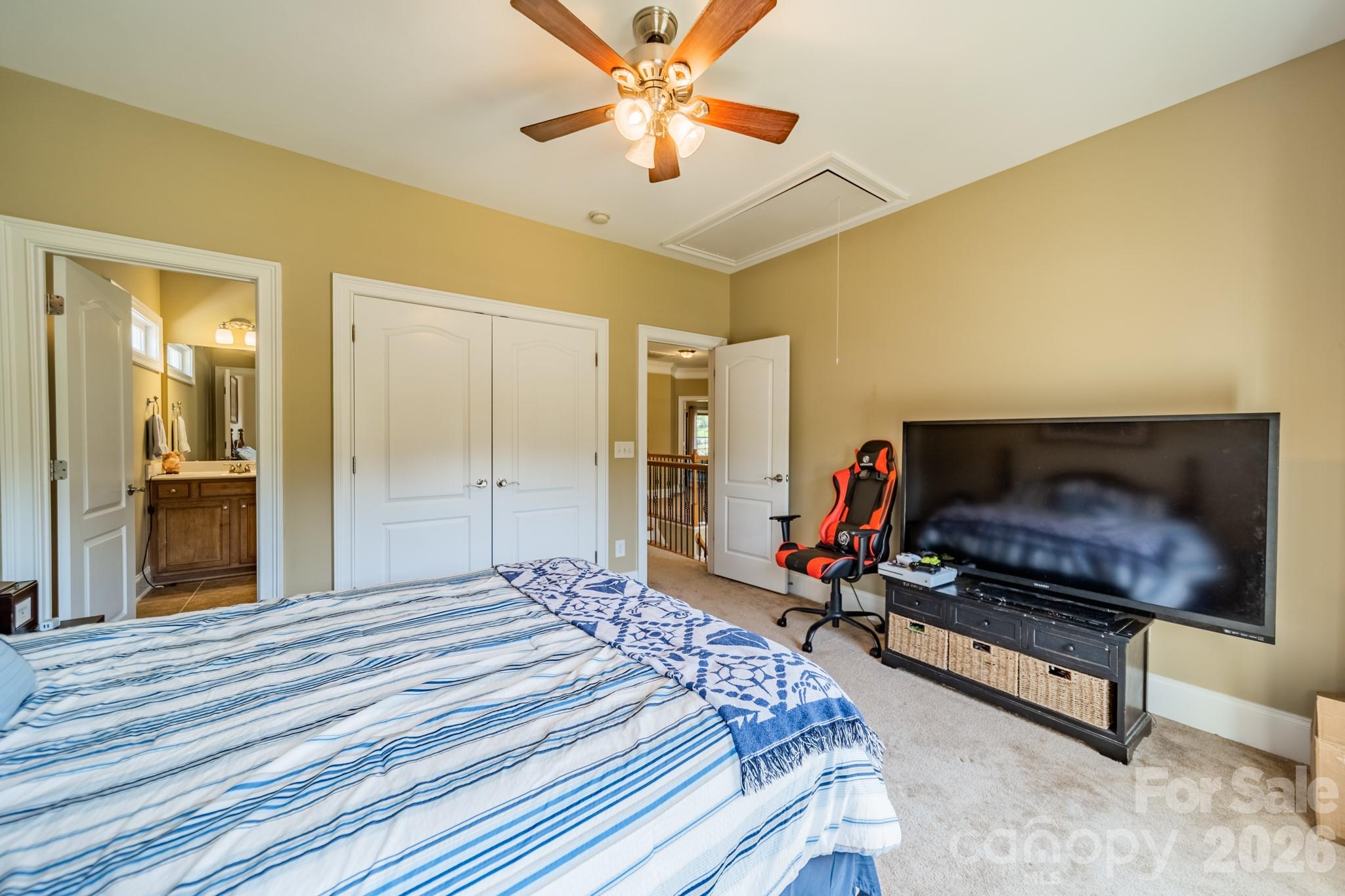 Newman Manor - Residential