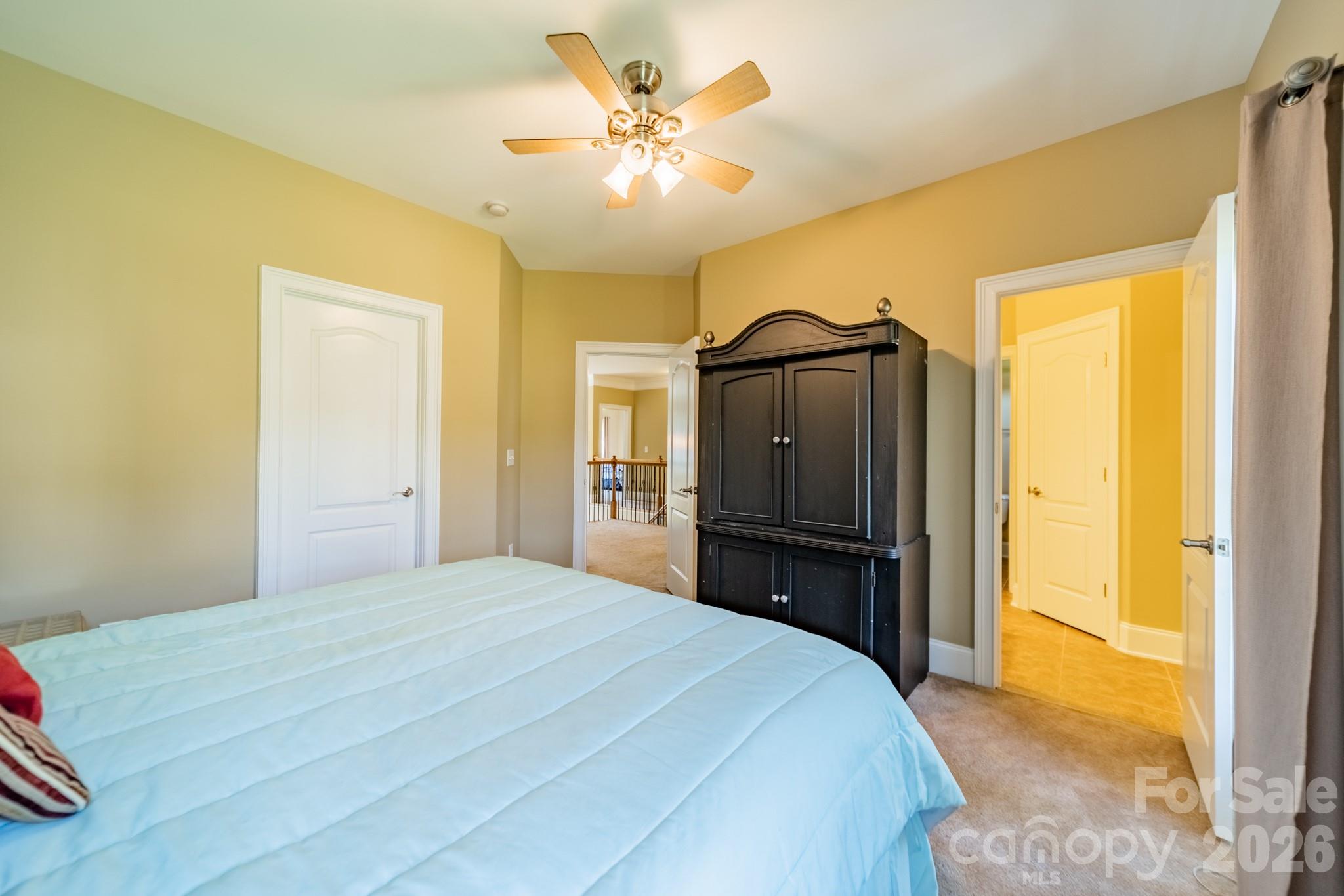 Newman Manor - Residential