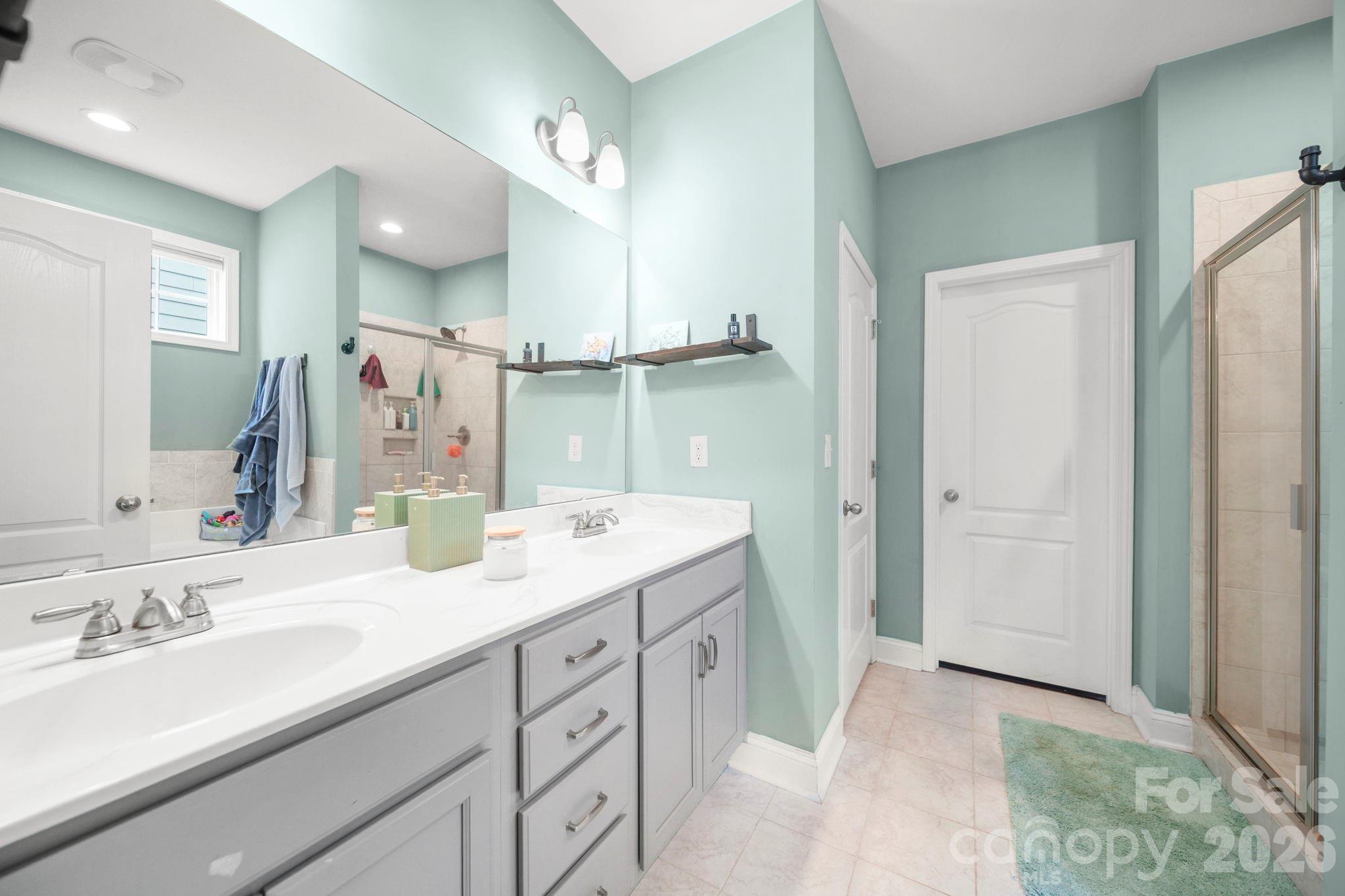 Palm Tree Cove - Residential