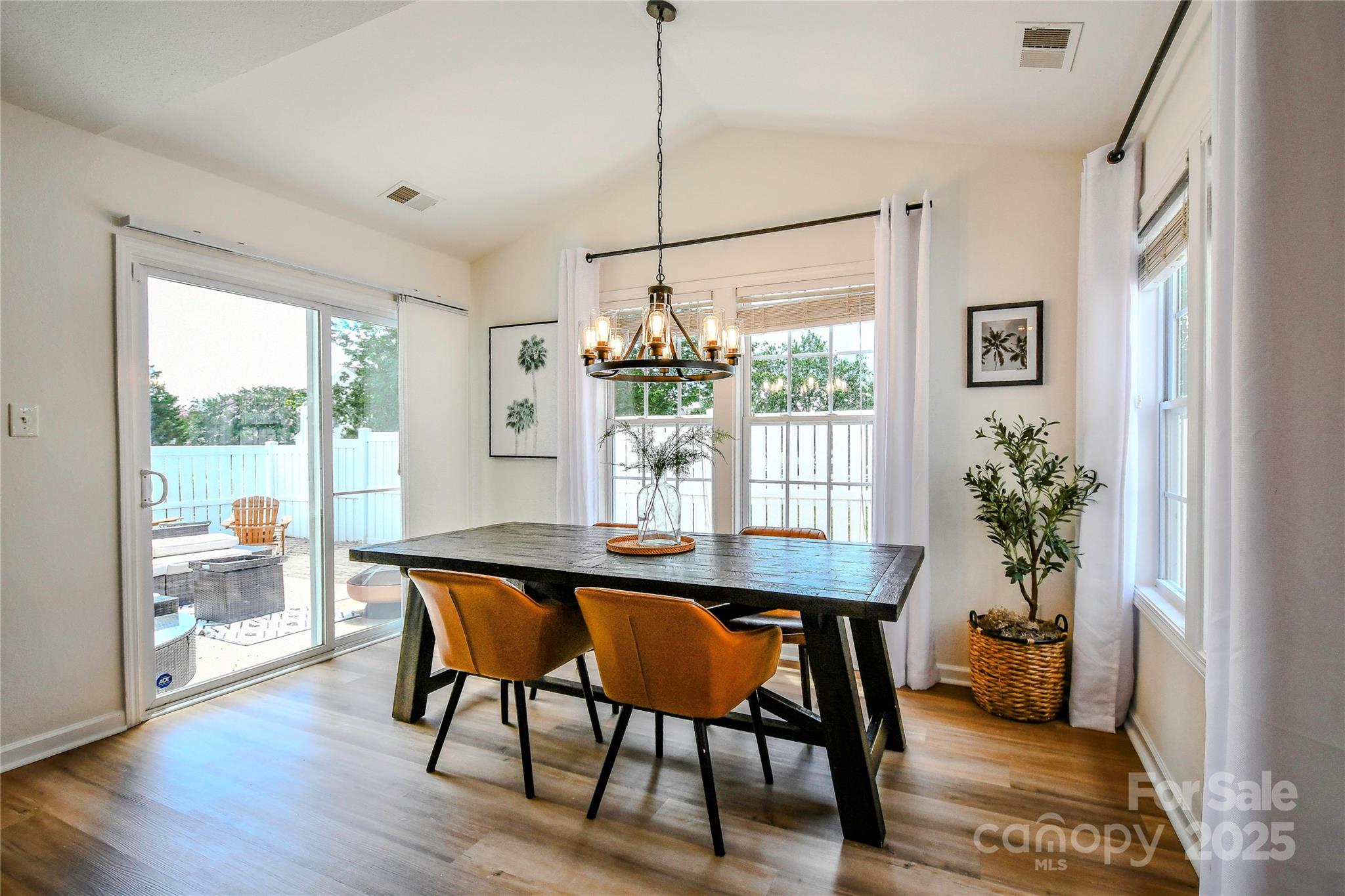 5159 Broadway Court