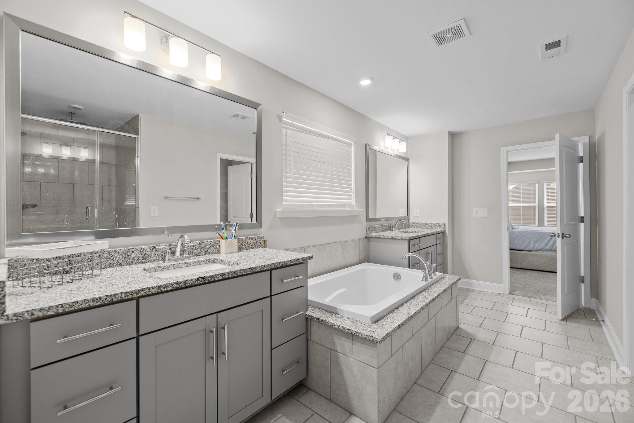 Paddlers Cove - Residential