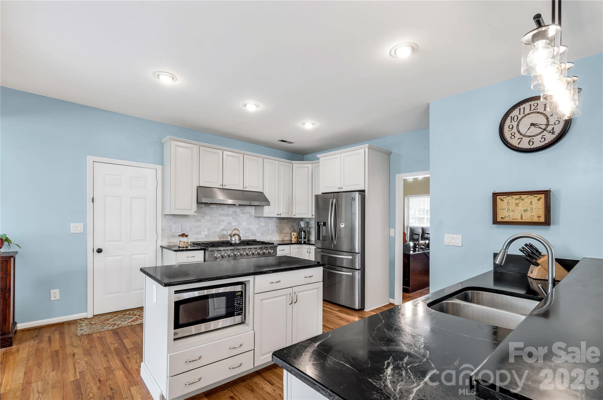 Knightsbridge - Residential