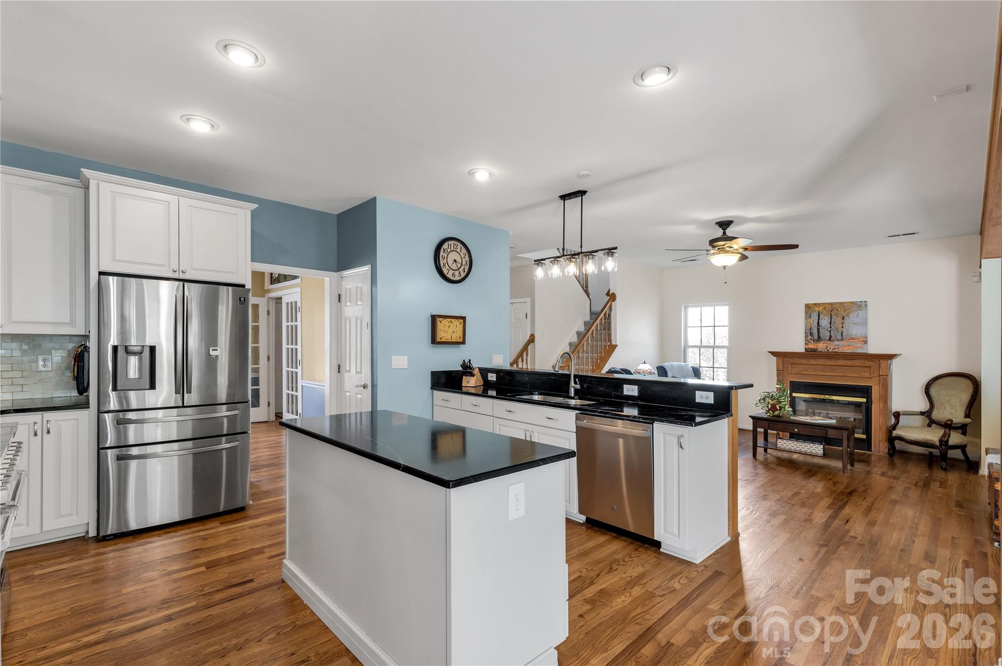 Knightsbridge - Residential