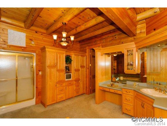 Lake Toxaway Estates - Residential