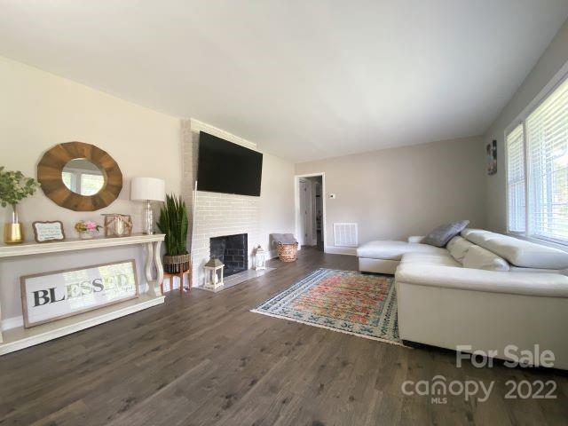 Oakwood Acres - Residential