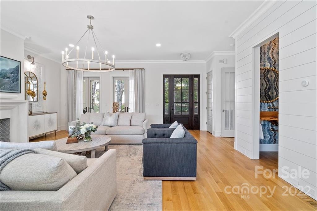 Myers Park - Residential