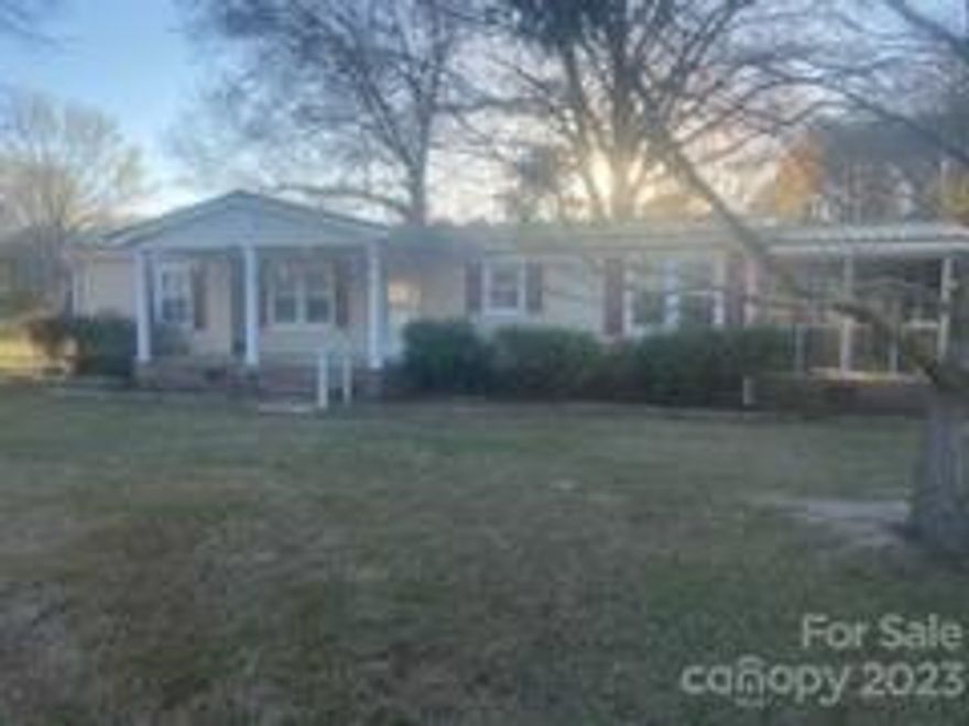 INVESTOR SPECIAL - This fixer-upper home is a diamond in the rough, waiting for the right buyer to transform it into a beautiful and functional living space. Located in a quiet neighborhood, the home boasts a large lot with mature trees and a spacious backyard, offering endless possibilities for outdoor activities and relaxation.