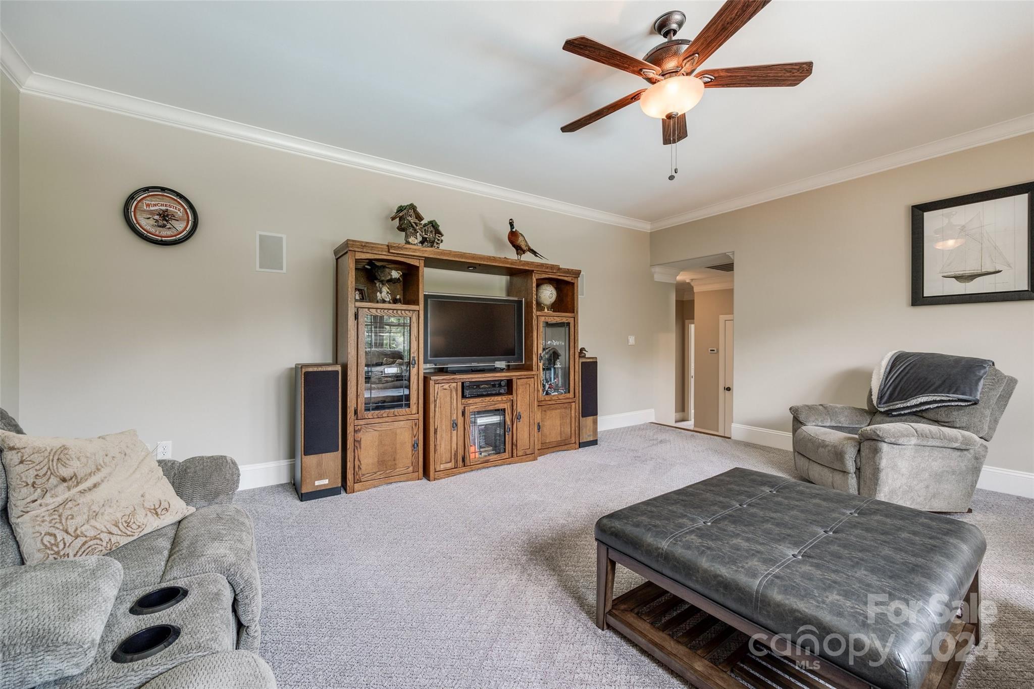 Holland Springs - Residential