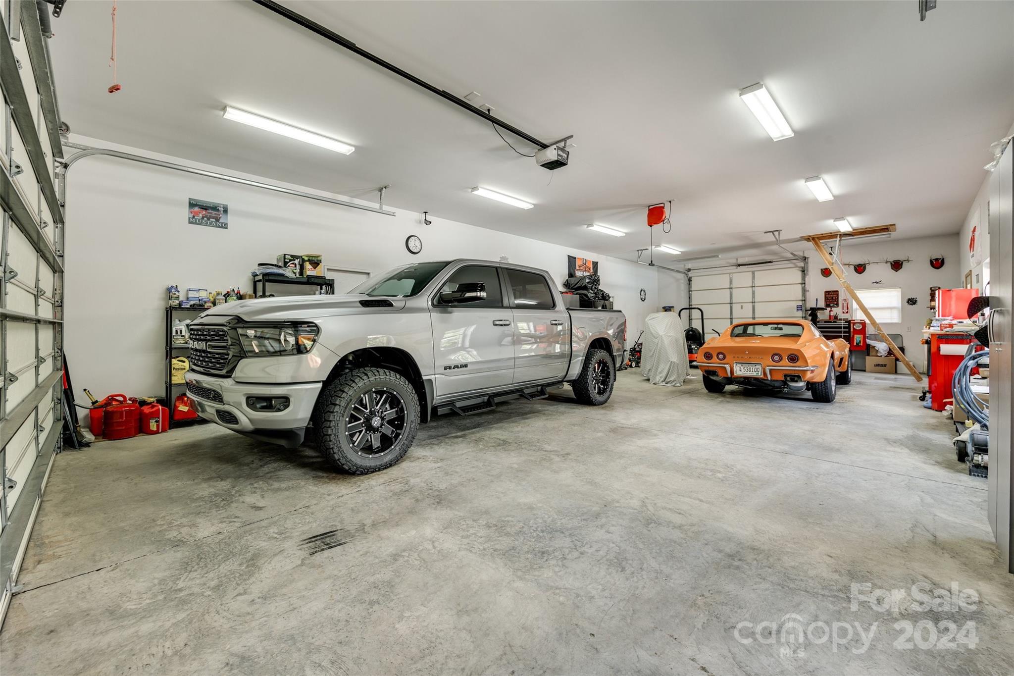 Holland Springs - Residential