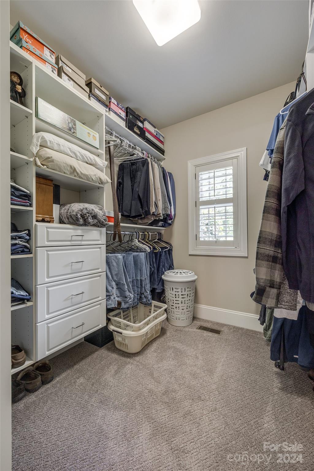 Holland Springs - Residential