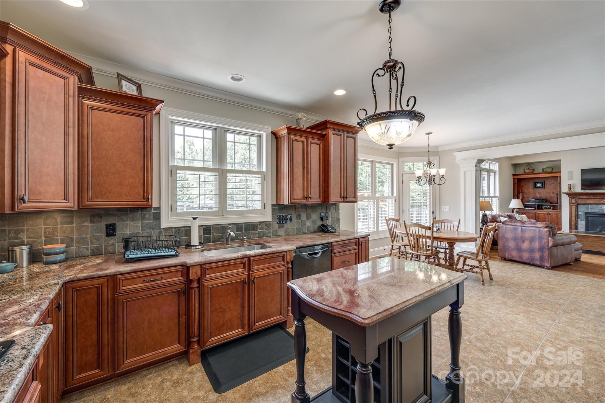 Holland Springs - Residential