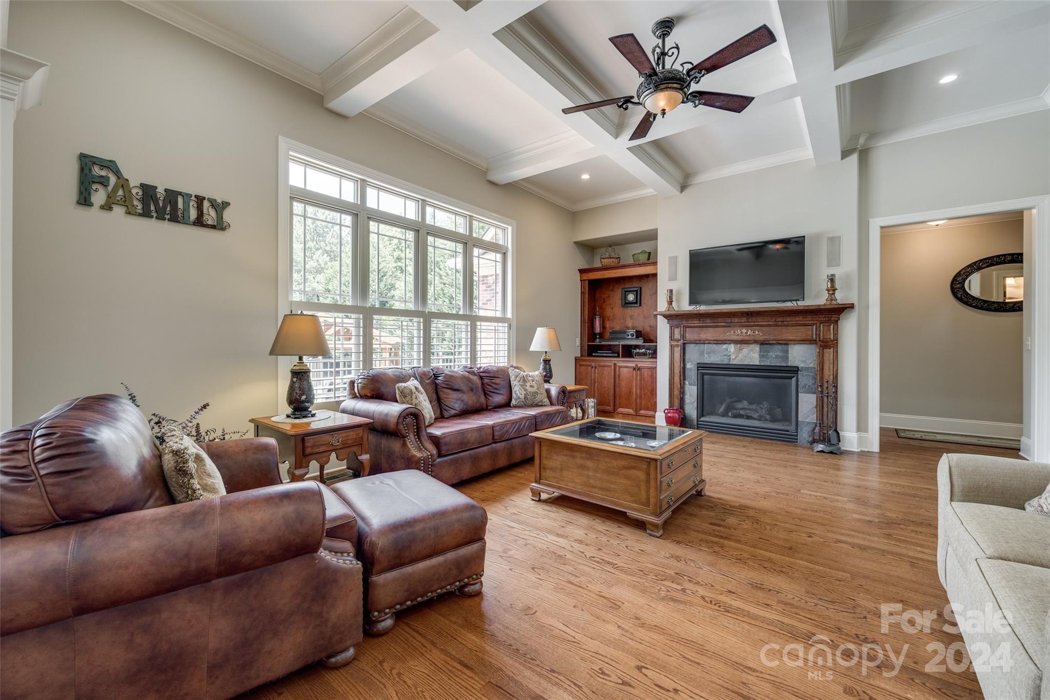 Holland Springs - Residential