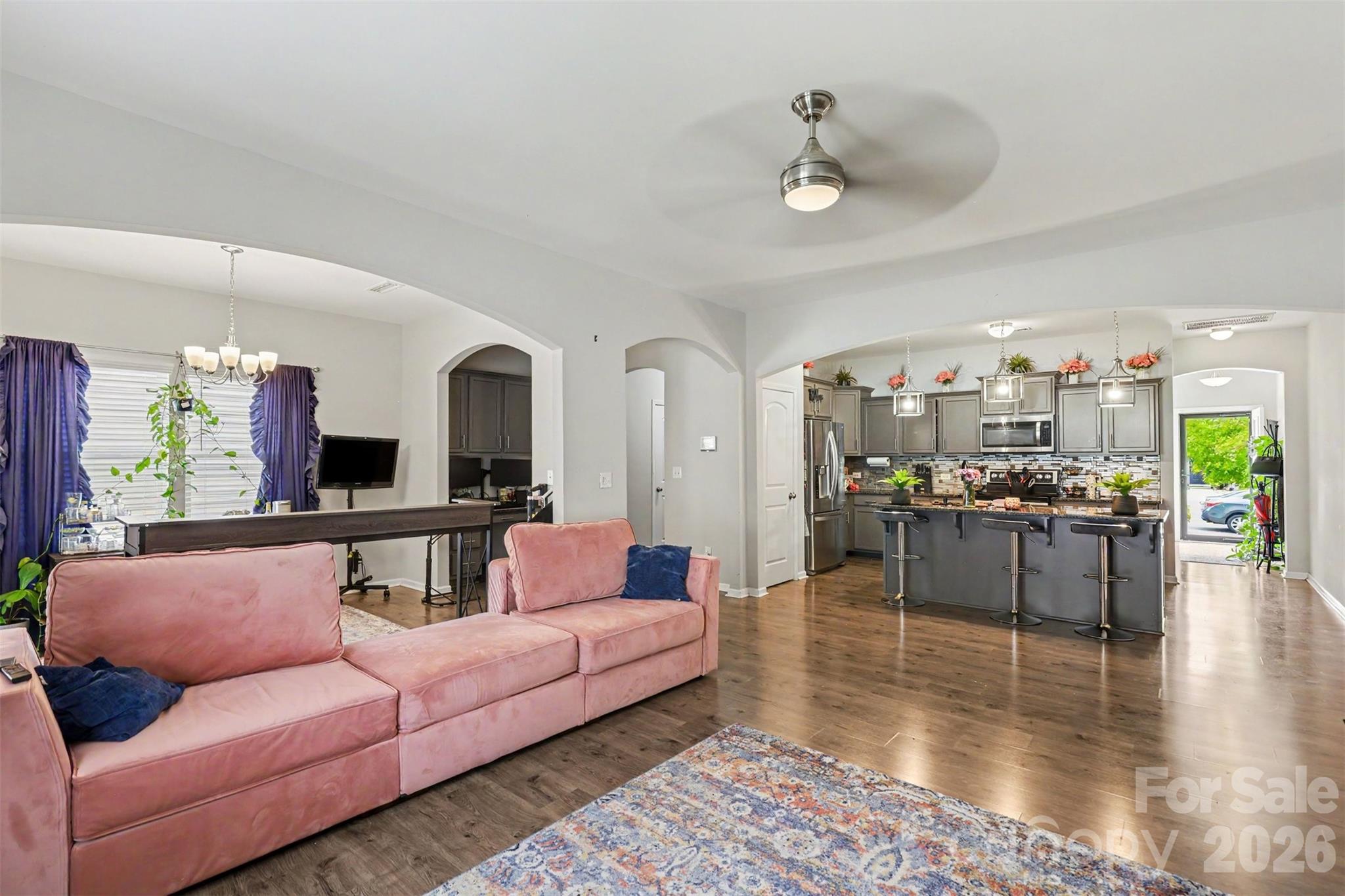 Newport Lakes - Residential