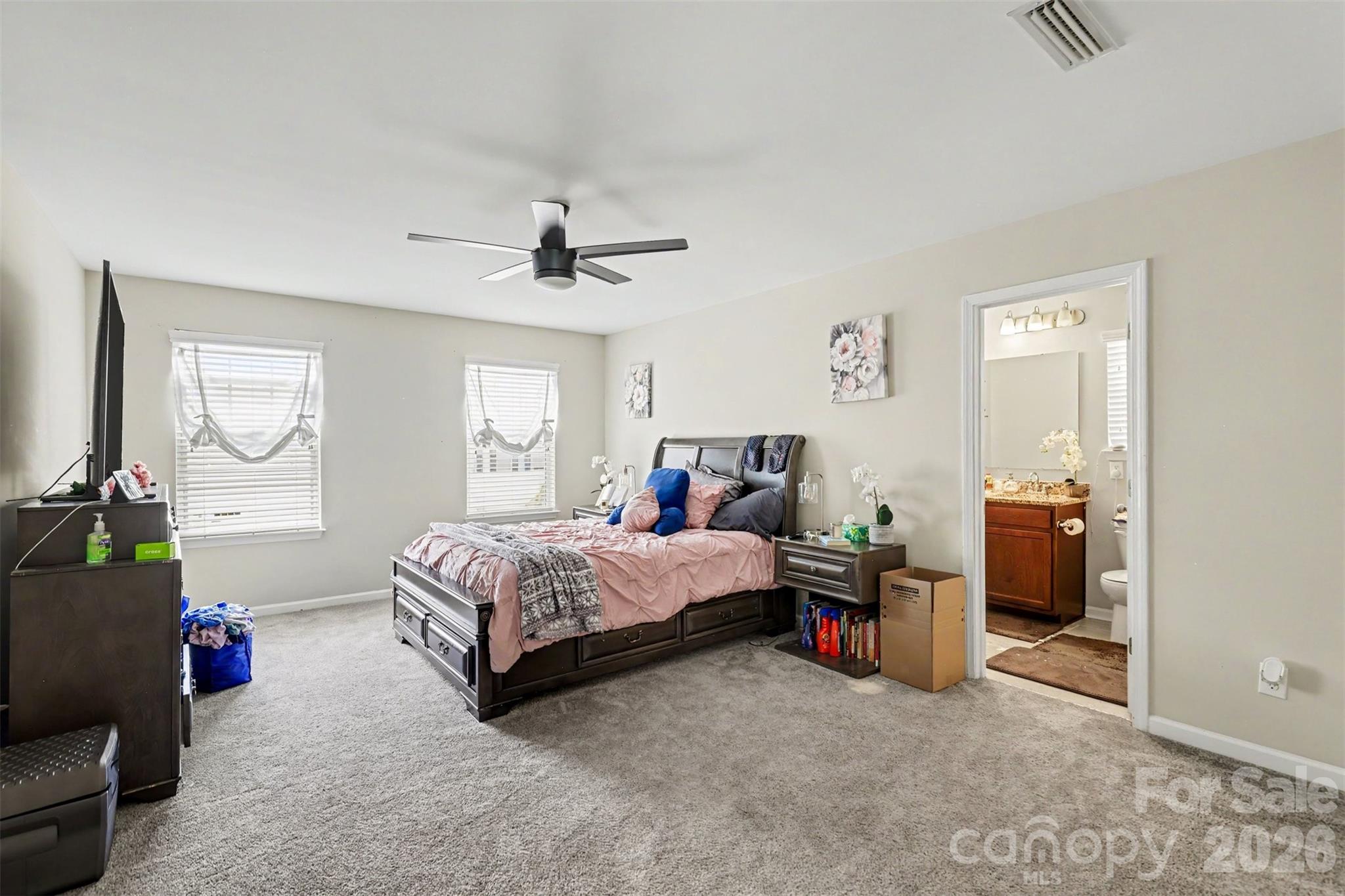 Newport Lakes - Residential