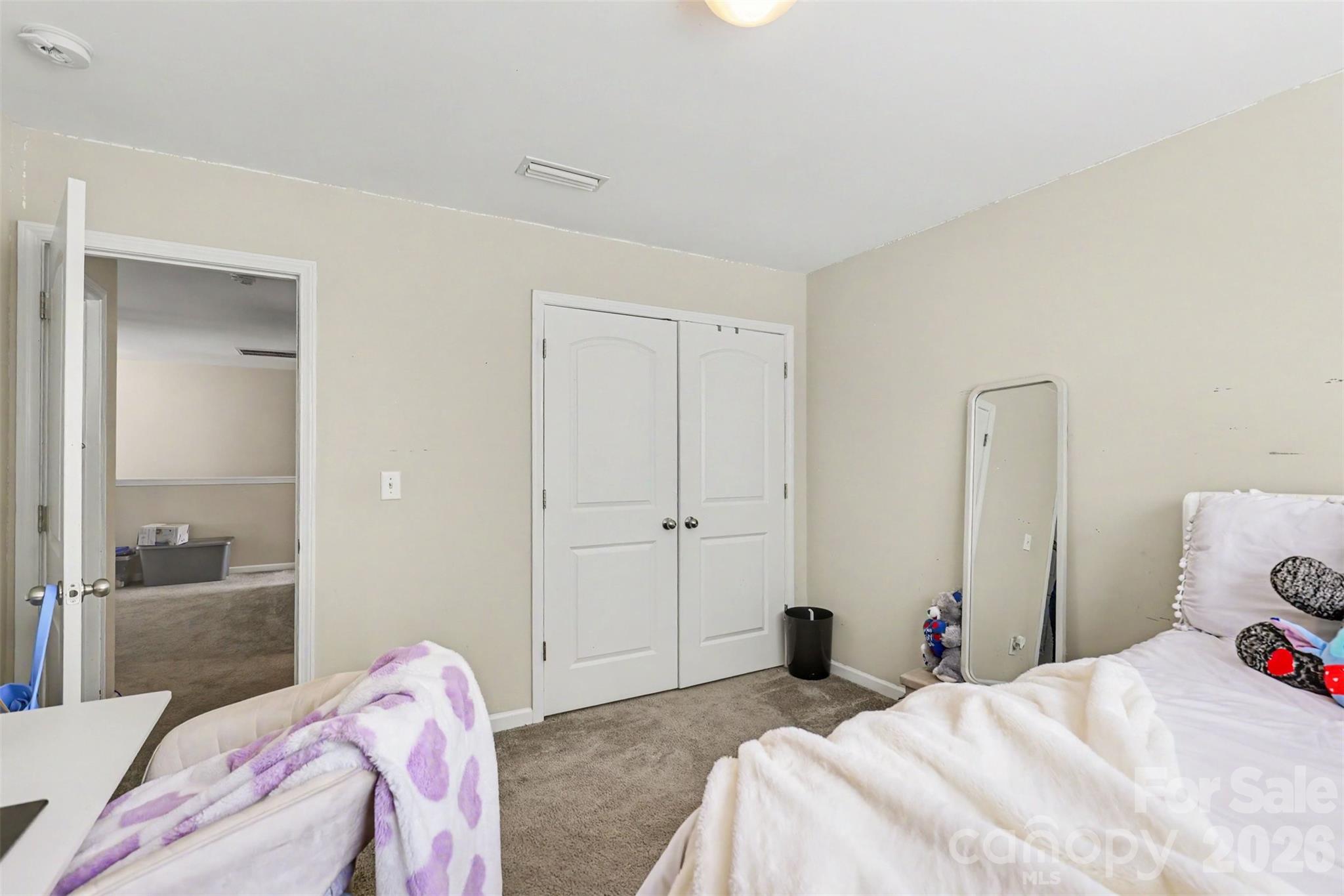 Newport Lakes - Residential