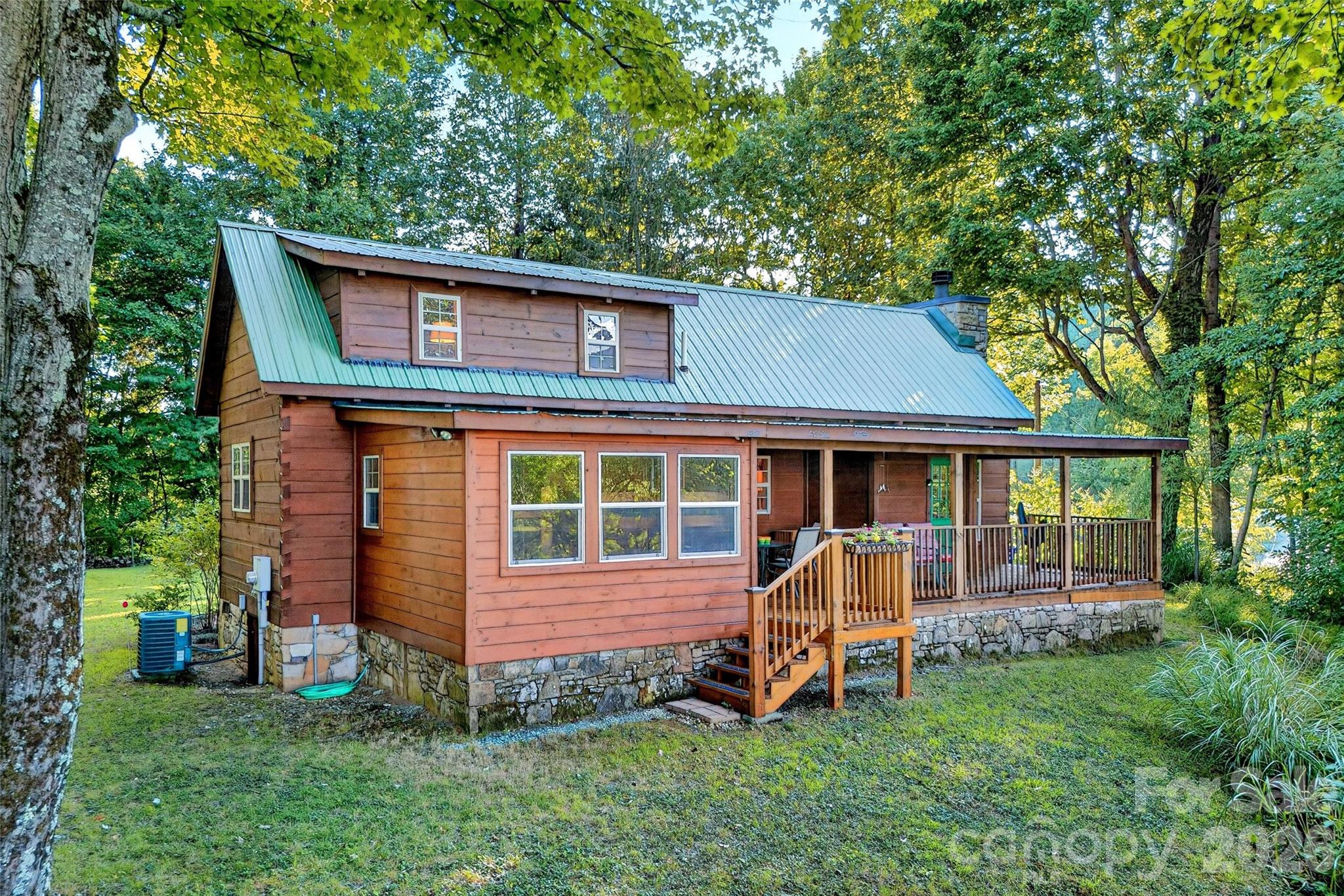 10 Camp Elliott Road