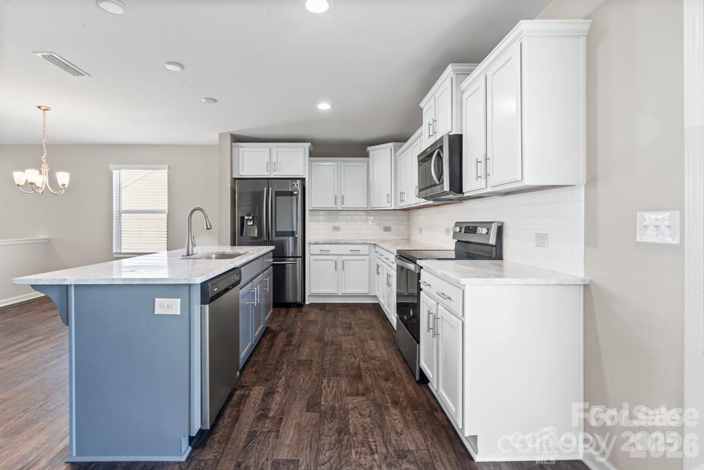 Hidden Lakes - Residential Lease