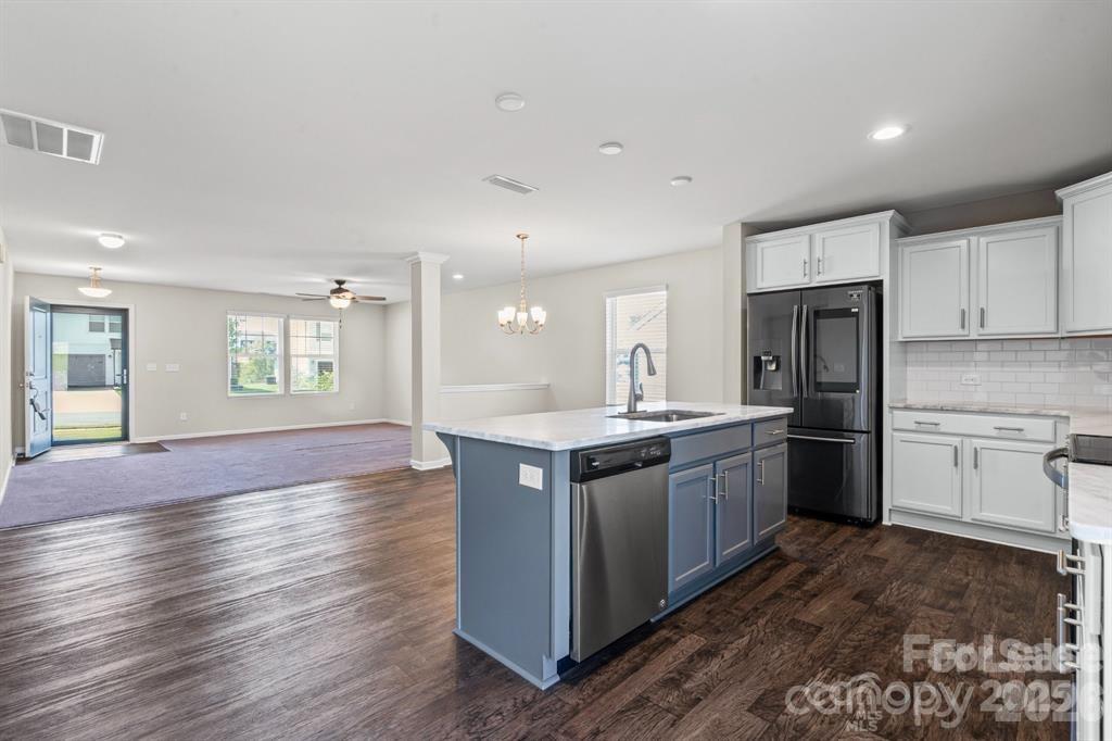 Hidden Lakes - Residential Lease