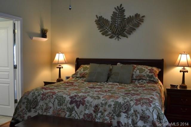 Ridge Pointe - Residential