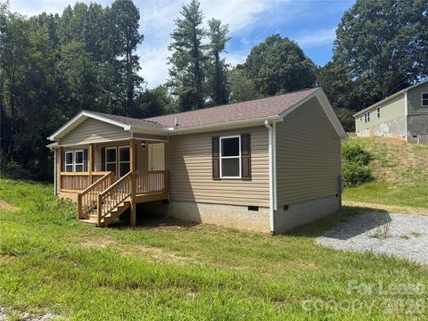 204 Oscelake Way Hendersonville NC 28739