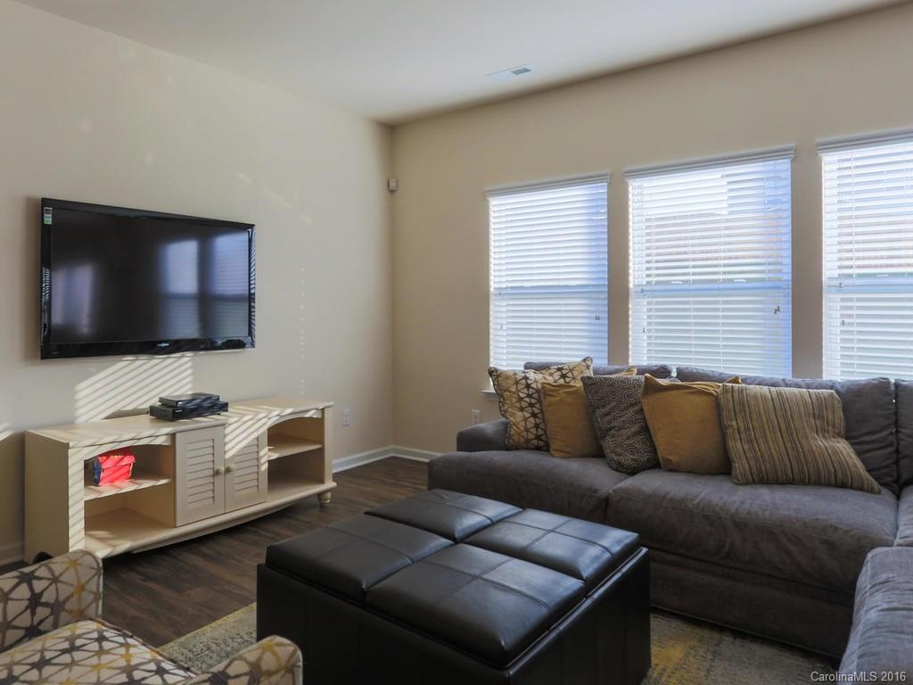 Hucks Landing - Residential