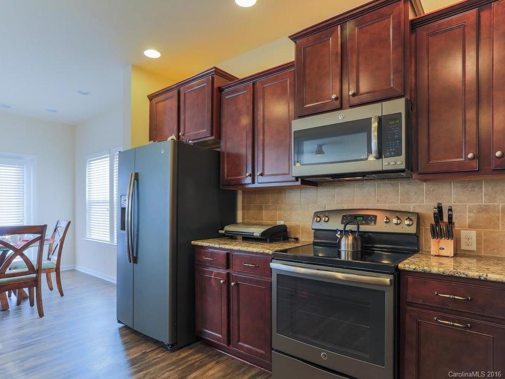 Hucks Landing - Residential