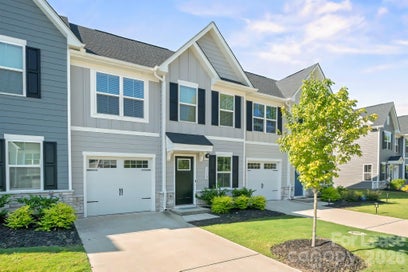 111 Skylar View Way D Troutman NC 28166