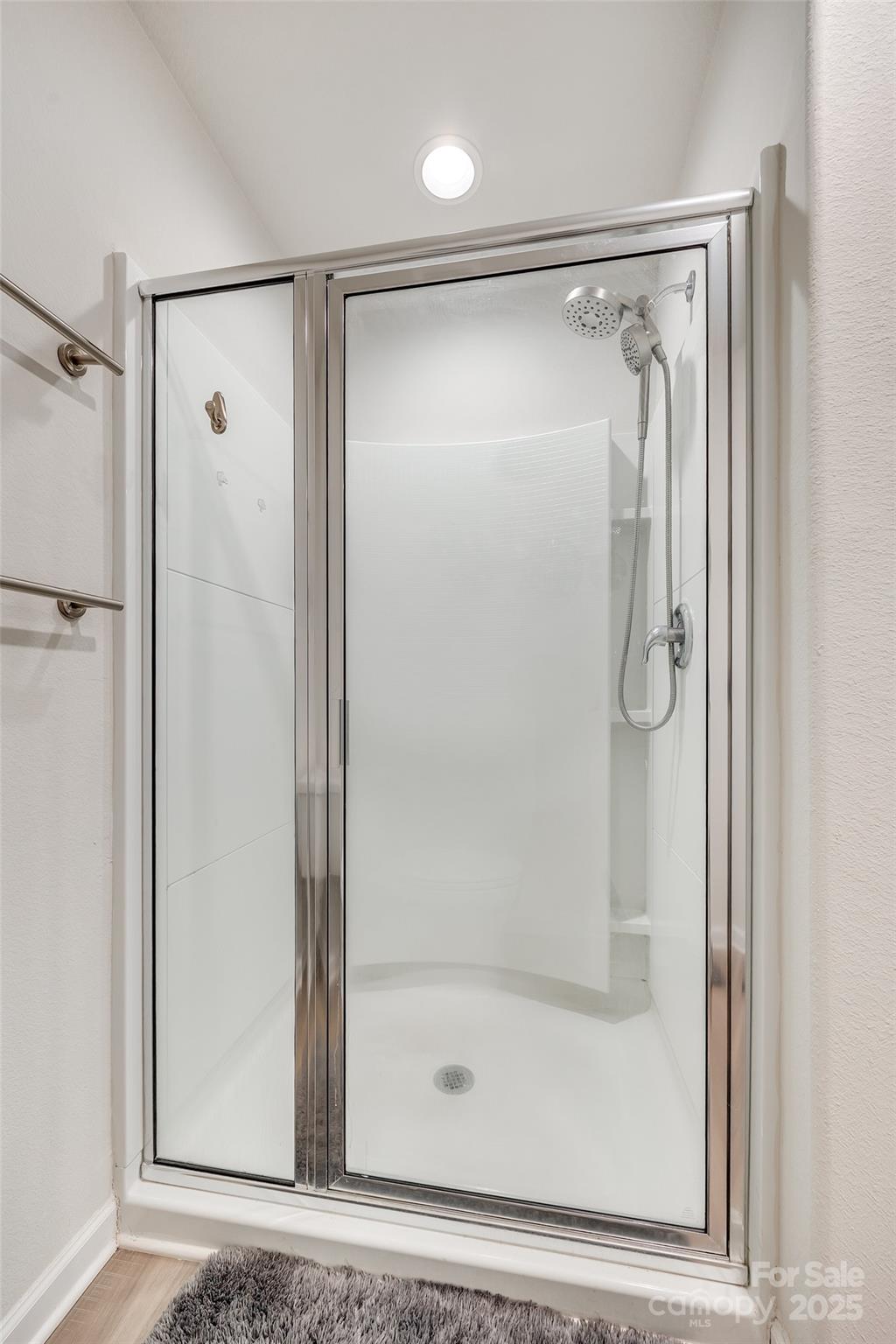 Knights Bridge - Residential