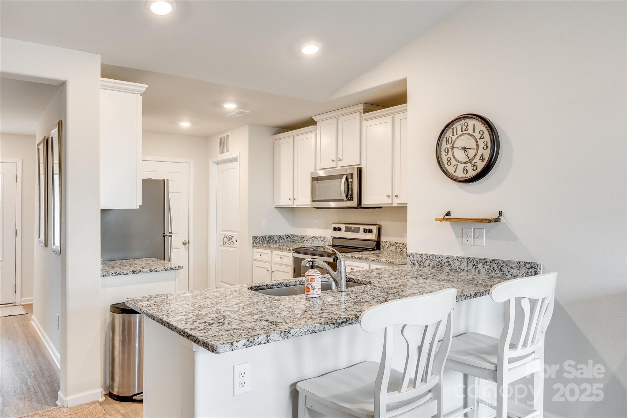 Knights Bridge - Residential