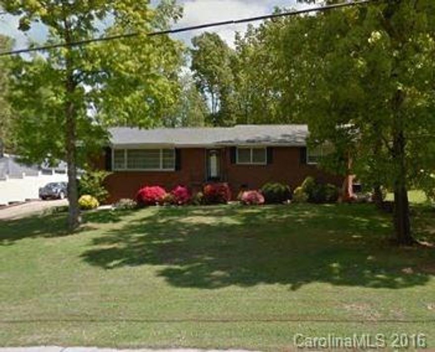 Just reduced 10k! Beautiful home near Cherry Park!  All brick ranch home with updates!  Eat in kitchen with tile floors!  Large living room and great room.Main bathroom with gorgeous his and hers vanity with ceramic tile flooring.   3 bedrooms, 1.5 baths, large back yard, and detached garage. * Age of home is approximate.