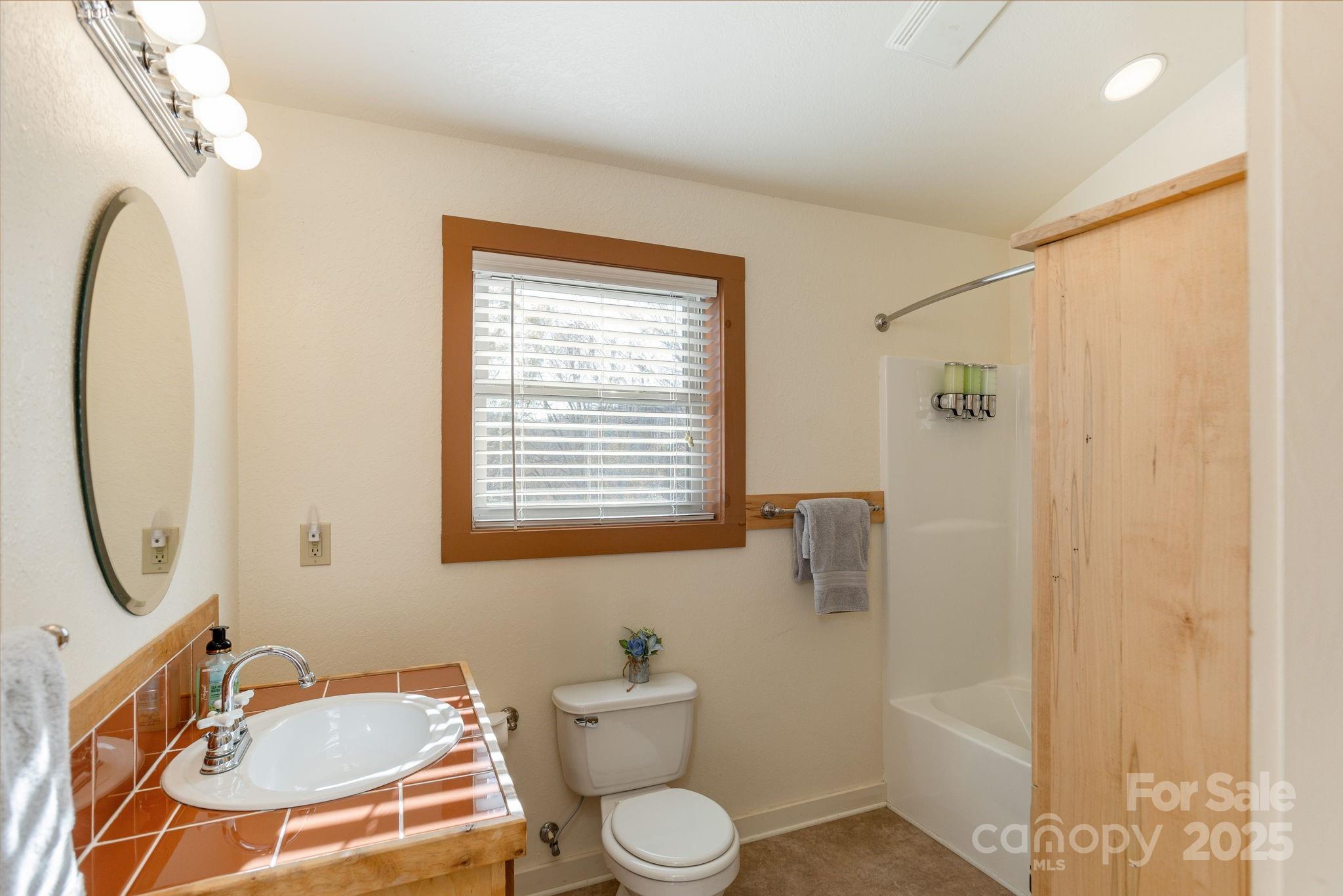 Gateway Mountain - Residential