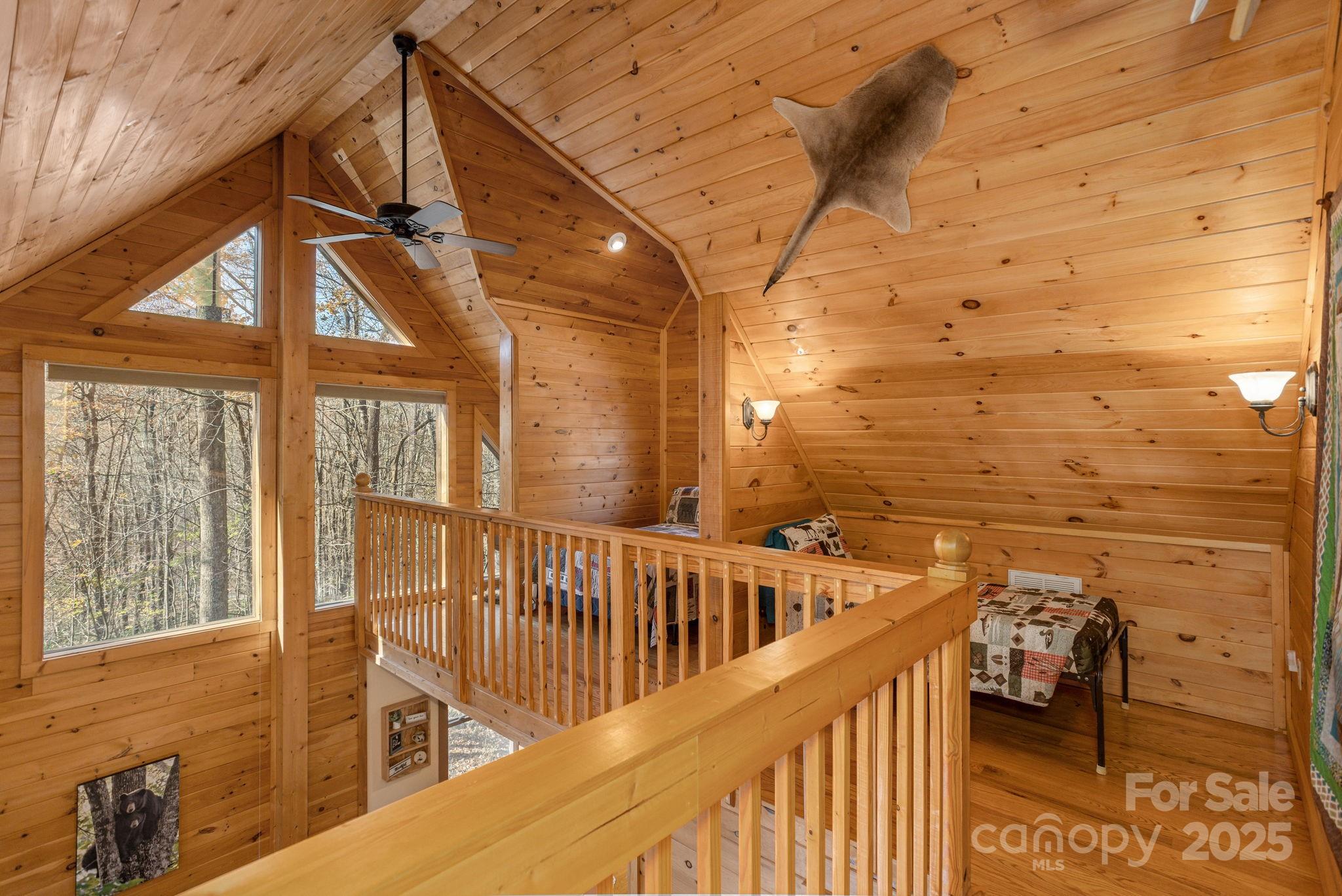 Gateway Mountain - Residential