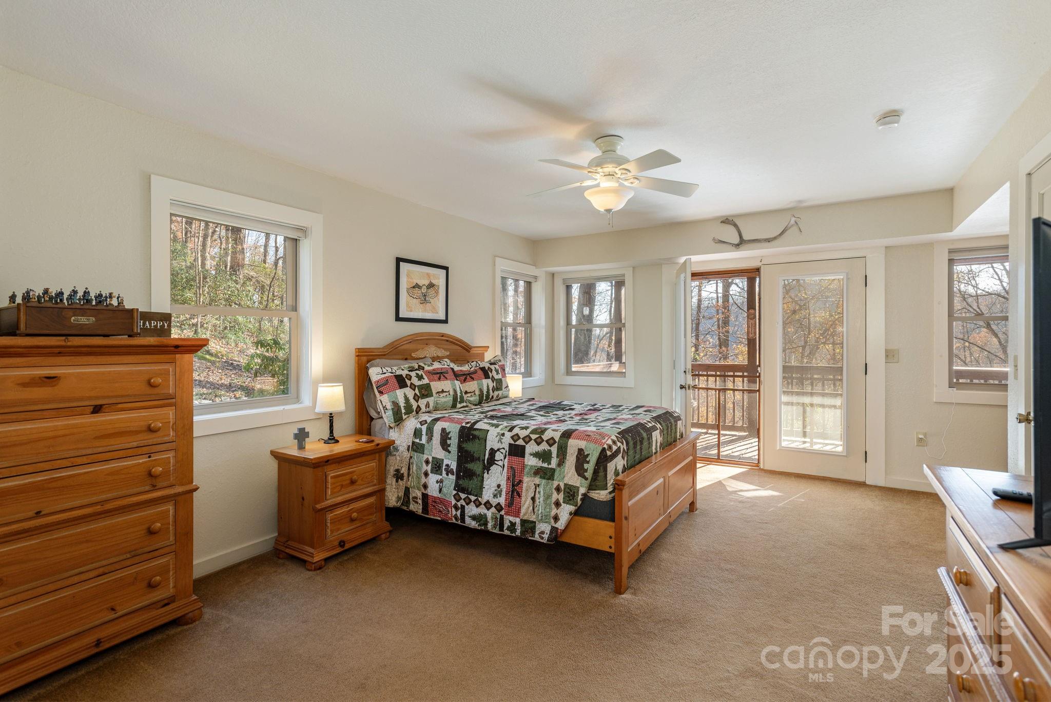 Gateway Mountain - Residential