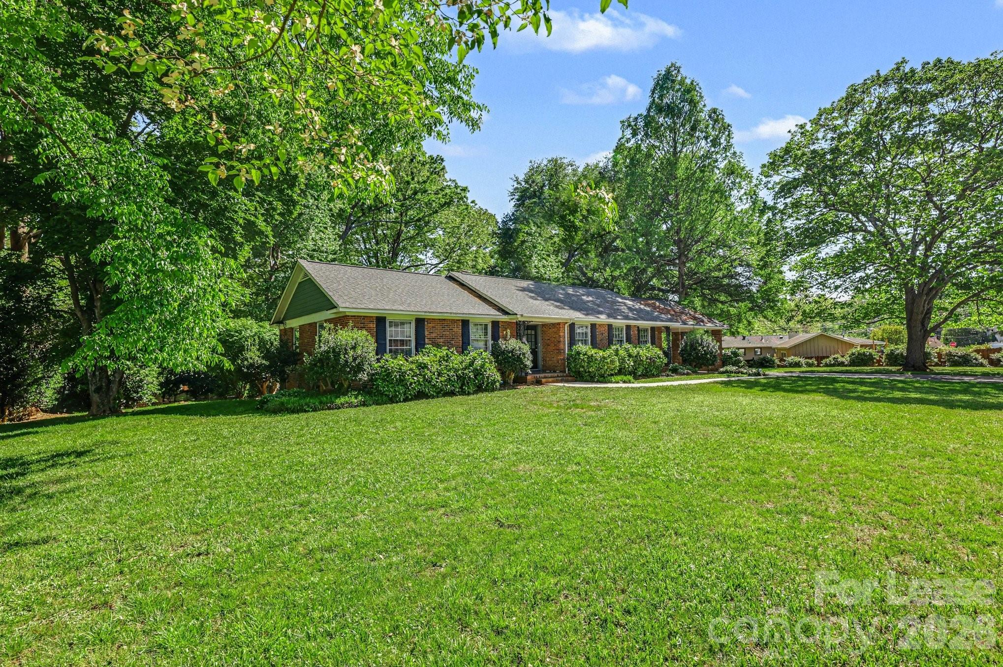 2120 Rocky Knoll Drive