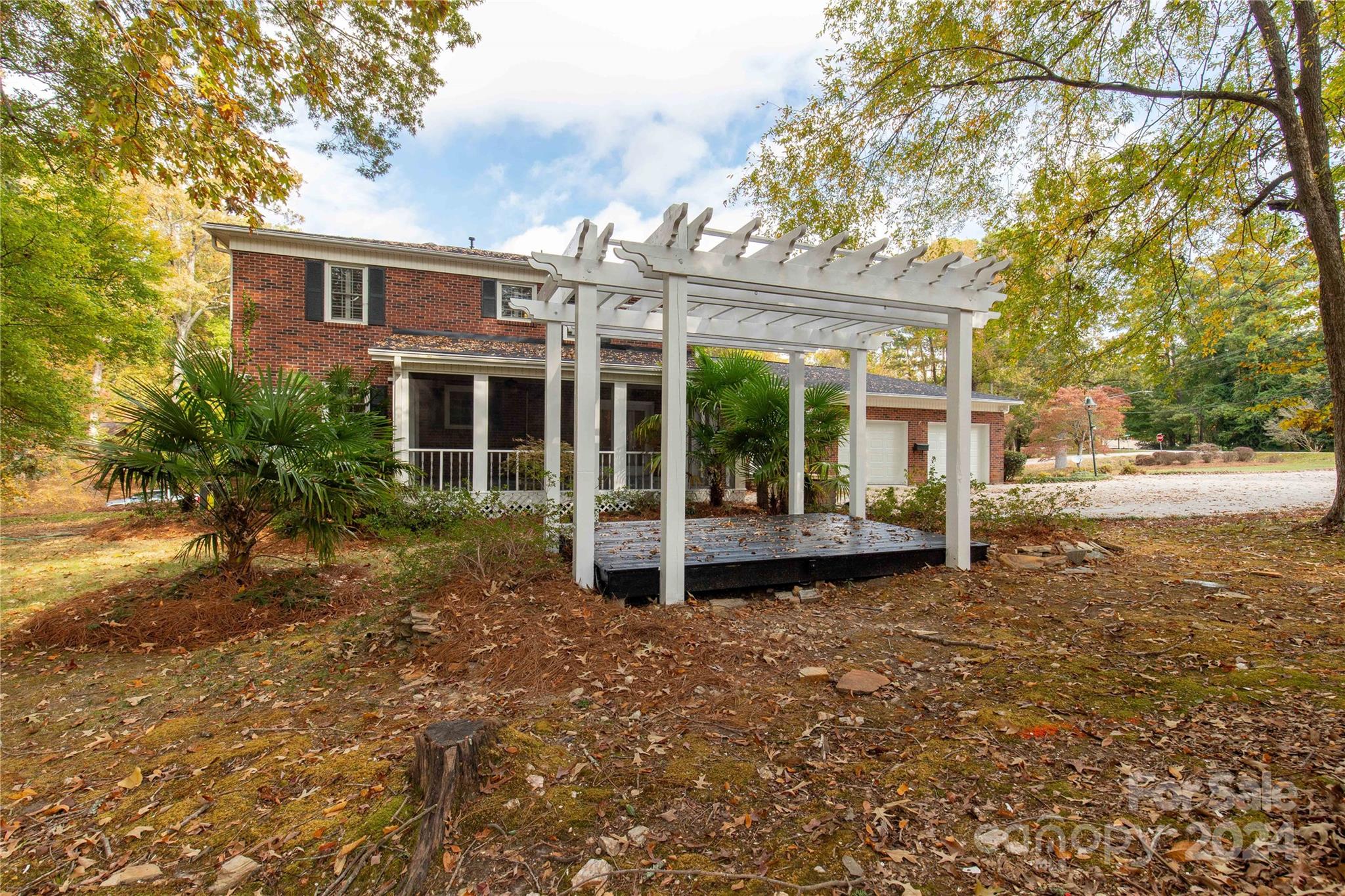 Forest Hills - Residential