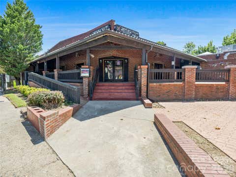 Photo of 10 Biltmore Plaza, Asheville, NC 28803 (MLS # 4416261)