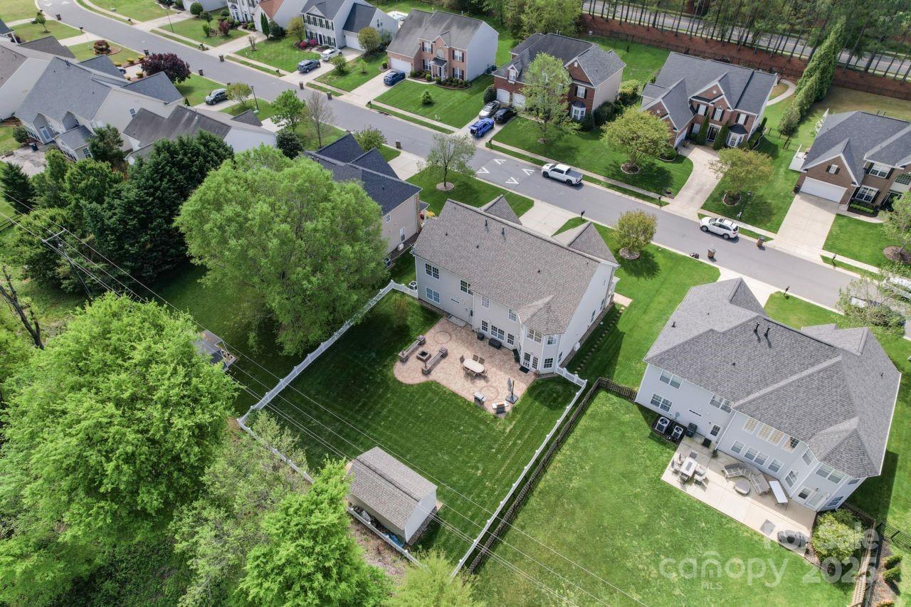 1016 Spanish Moss Road