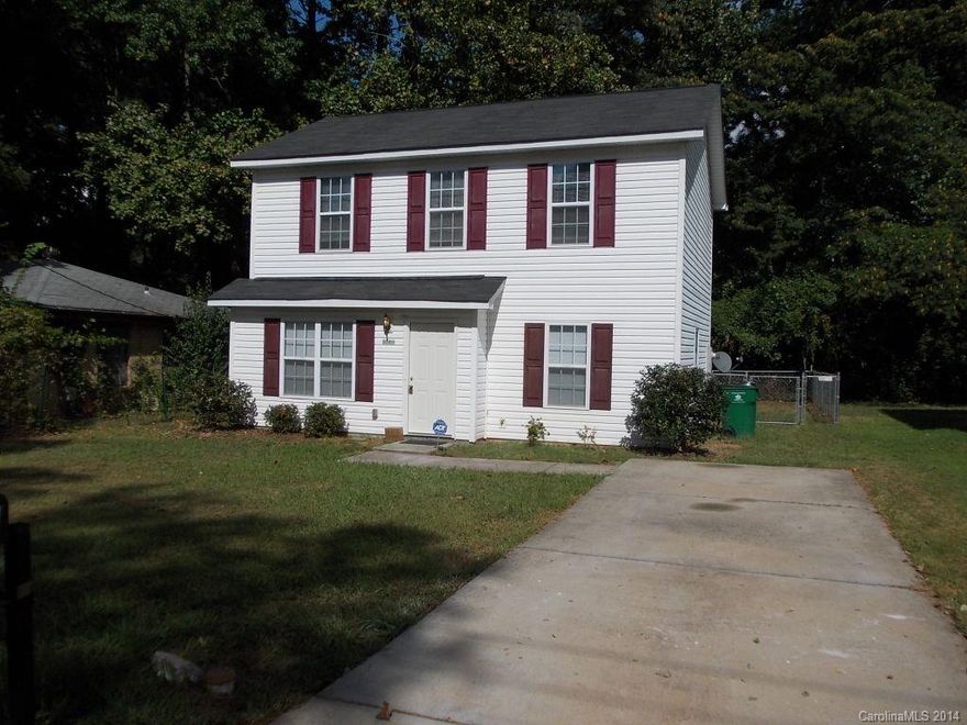 This 2 story home features 4 bedrooms, 2 full bathrooms and over 1300 square feet.  It has a good size living room, eat in kitchen and lower level Master bedroom and full bath.  Upper floor has 3 bedrooms and full bath.  The home also has a patio and good size back yard.  Located just off Wendover near Randolph Rd.  Close to Myers Park area and minutes from Uptown.