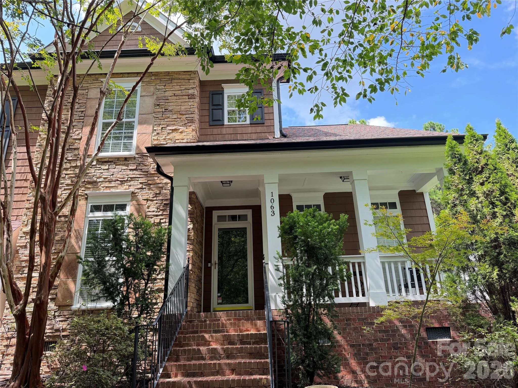 1063 Hunters Run Drive, Tega Cay, SC, 29708