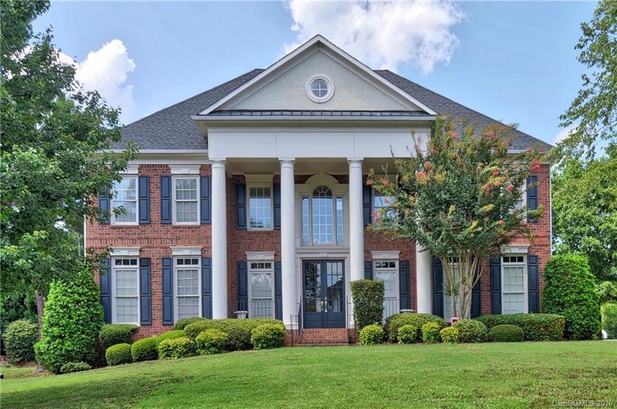 Must see this move-in ready home in great Huntersville location!Excellent open floor plan w/extravagant 2 story foyer & great room w/wonderful gas fireplace & custom built-ins.Gourmet eat-in kitchen w/granite counters,tile backsplash & cherry cabinets.Bedroom & full bath on main level.Elegant master bedroom w/2 large walk-in closets.Master bath has ceramic tile,whirlpool tub w/separate shower & dual vanities.Huge 3rd floor bonus room w/many use possibilities.Great fenced backyard w/nice deck.