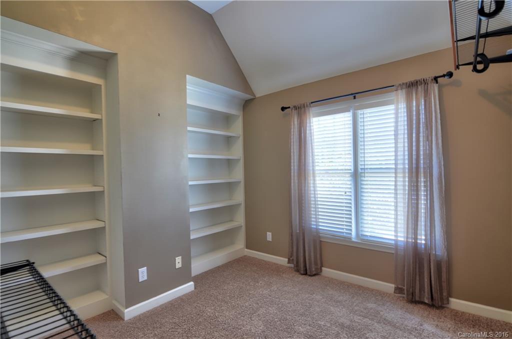 The Hamptons - Residential