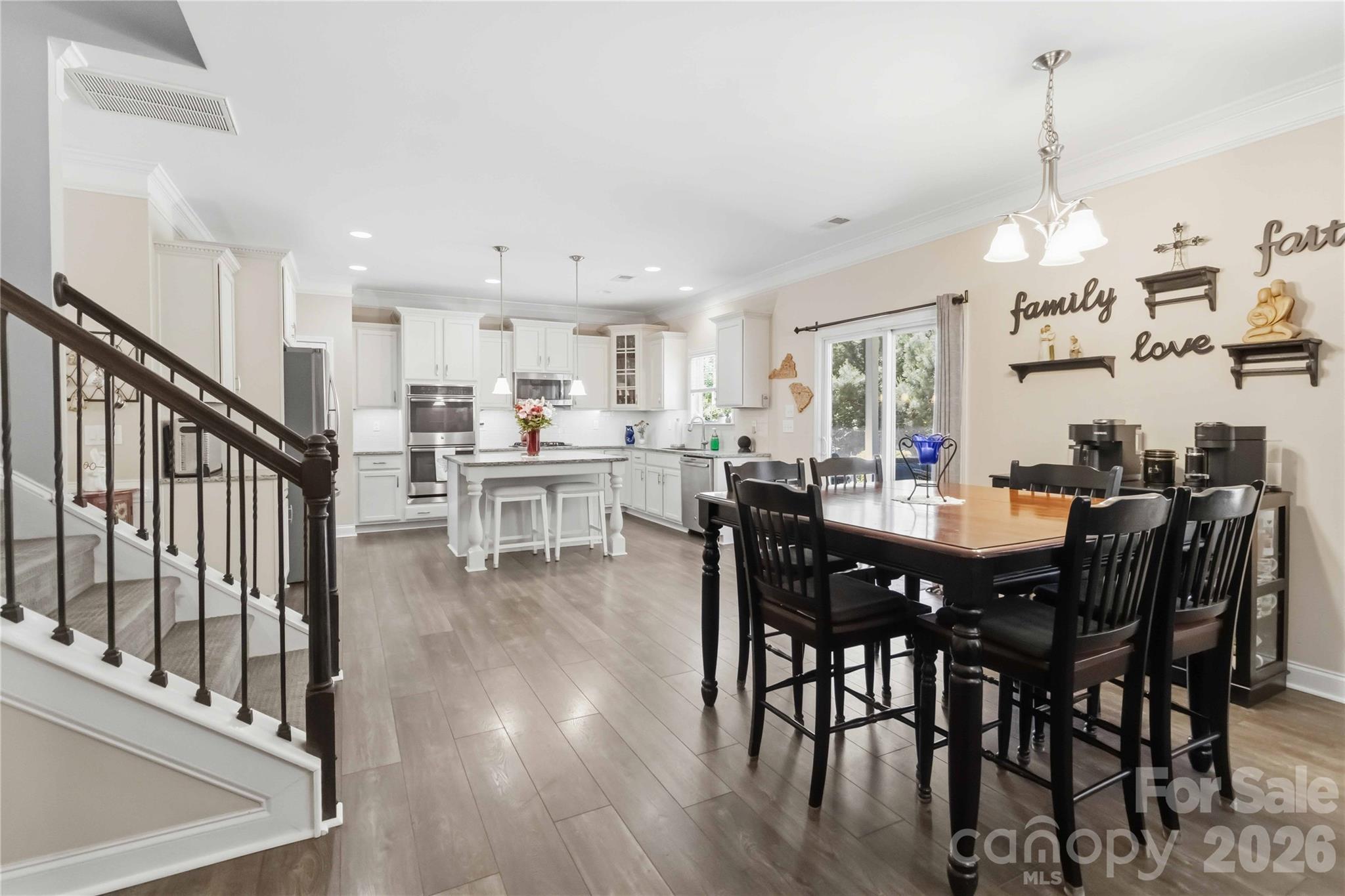 Lake Ridge - Residential