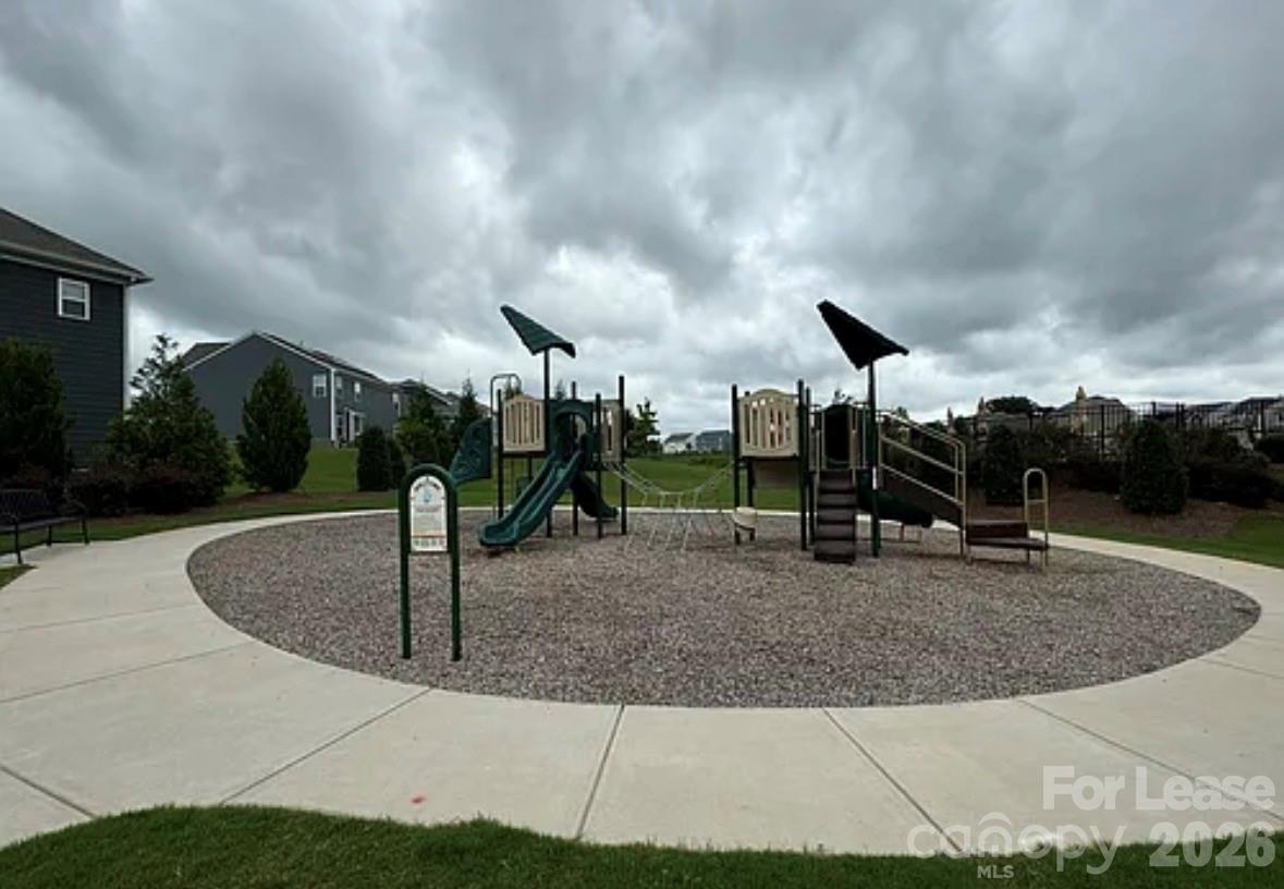 Kellerton Place - Residential Lease