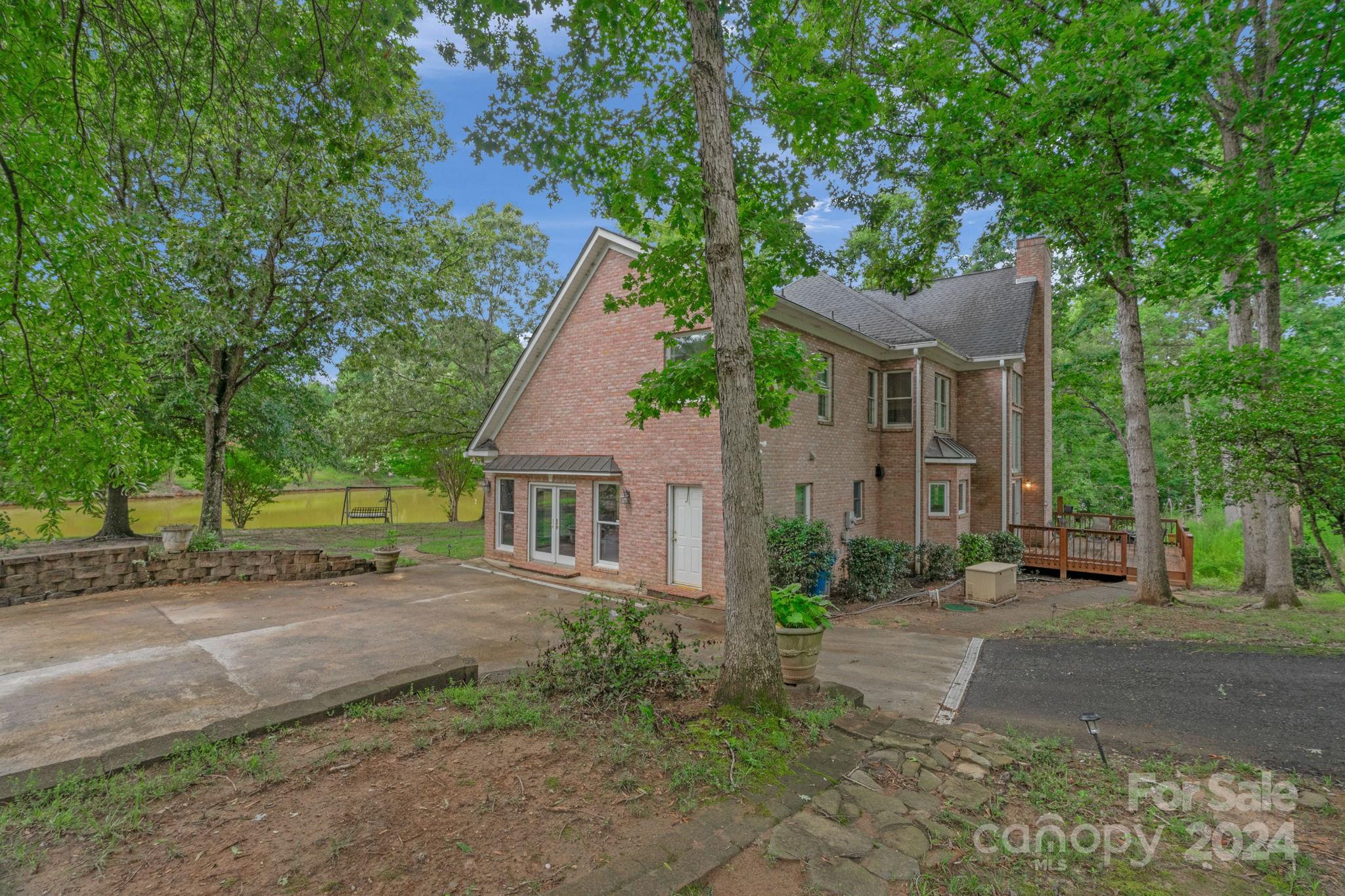 15610 Youngblood Road
