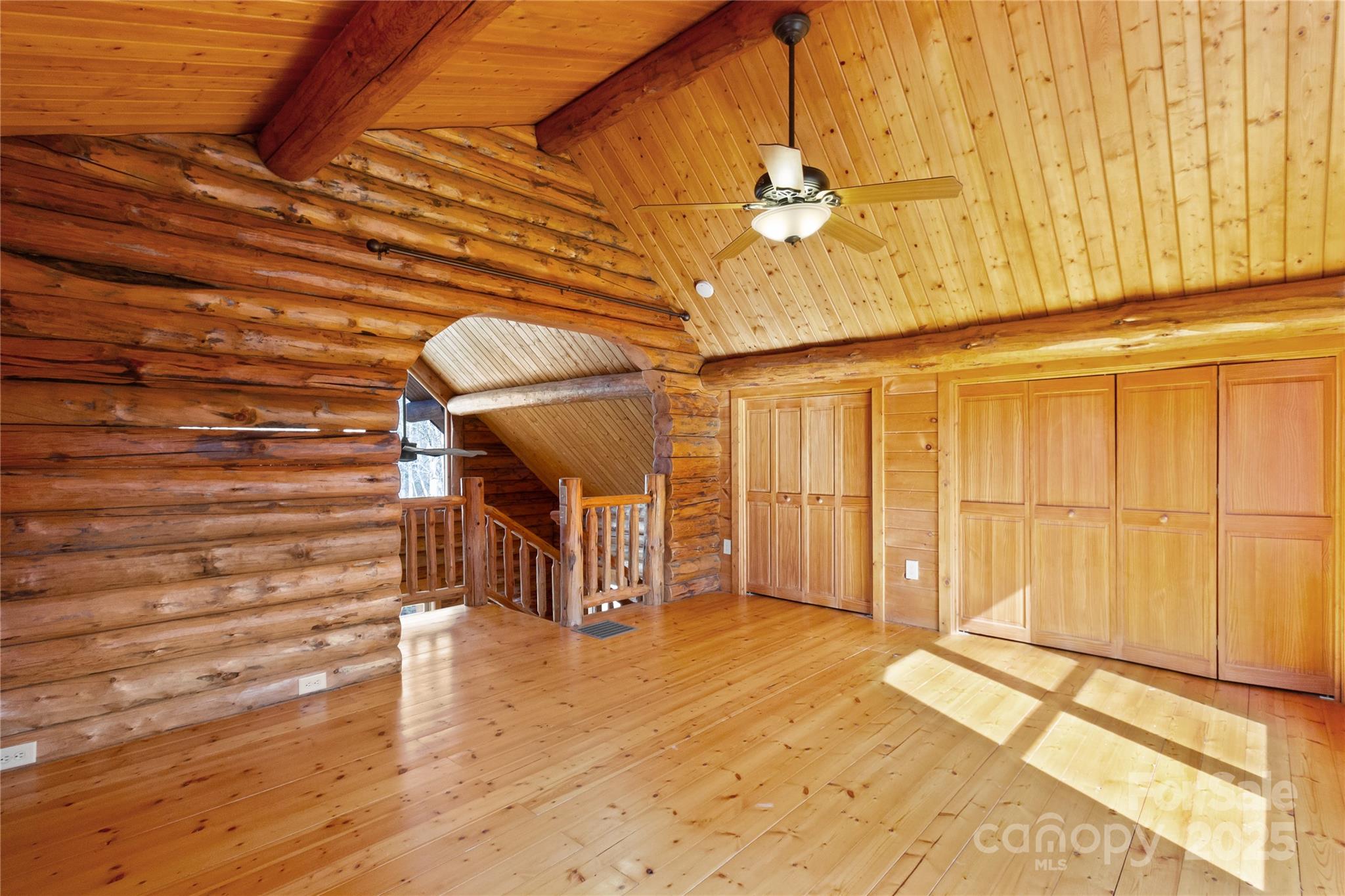 Cabin Cove - Residential