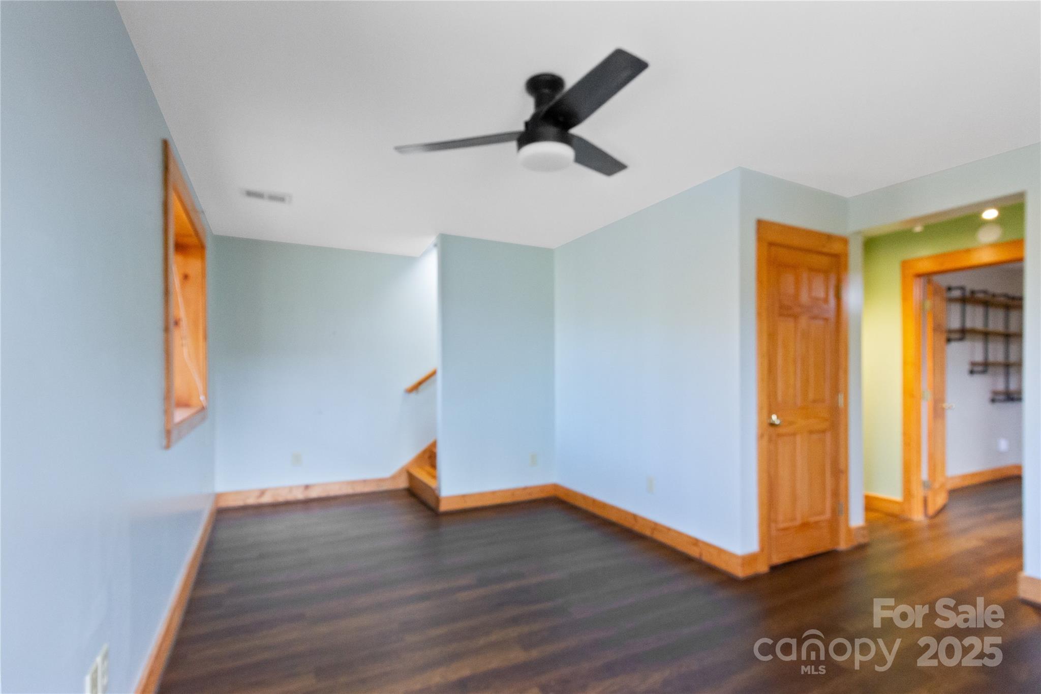 Cabin Cove - Residential