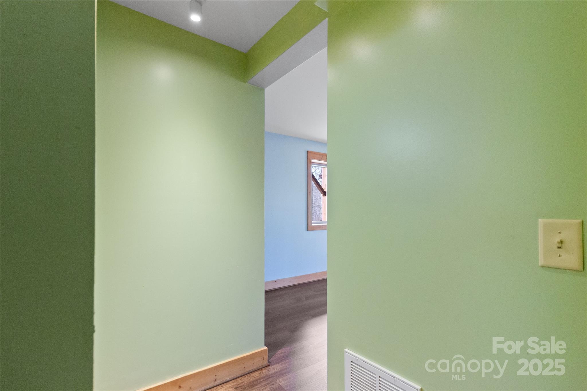 Cabin Cove - Residential