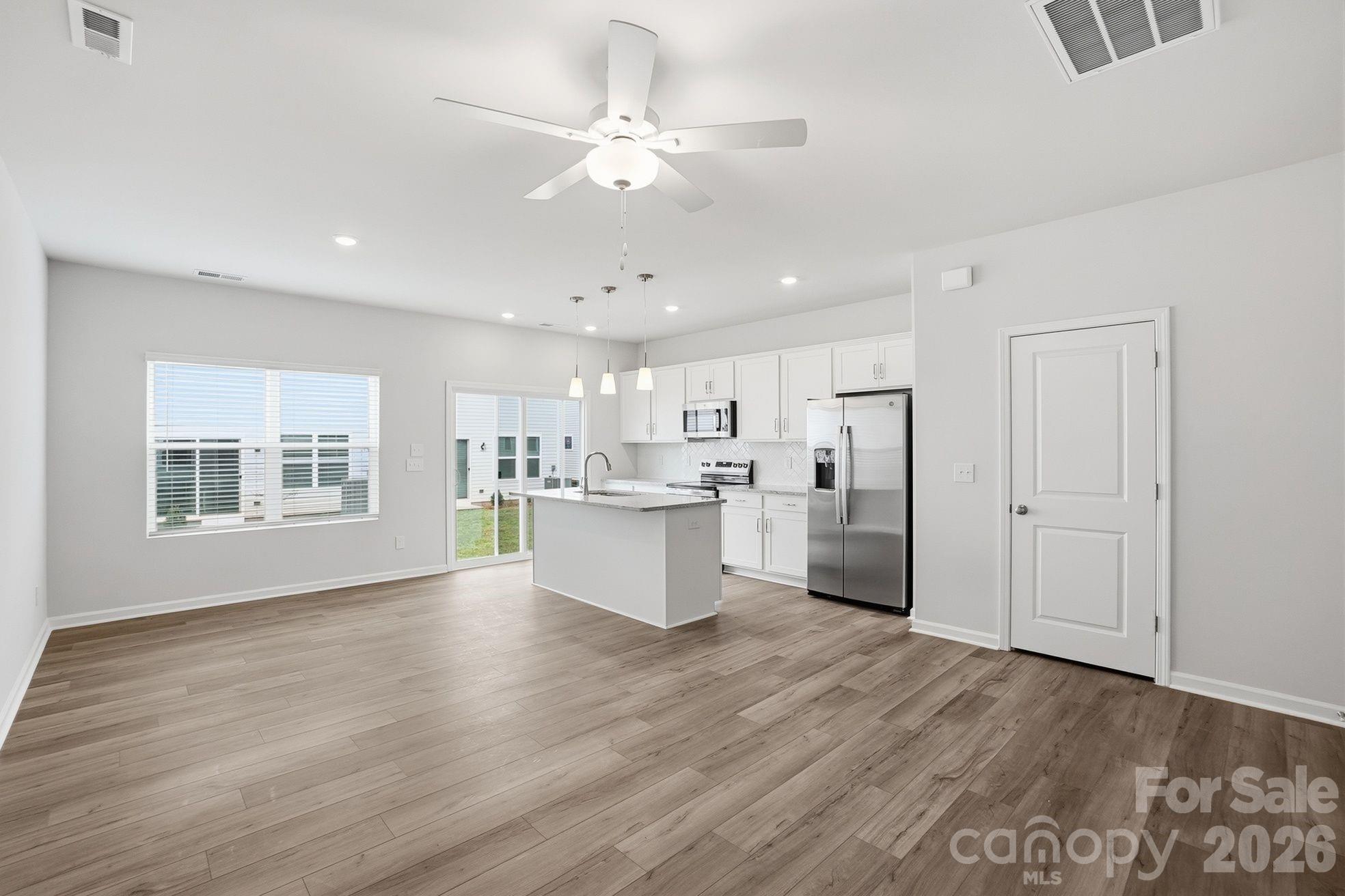 2734 Lehigh Road 39