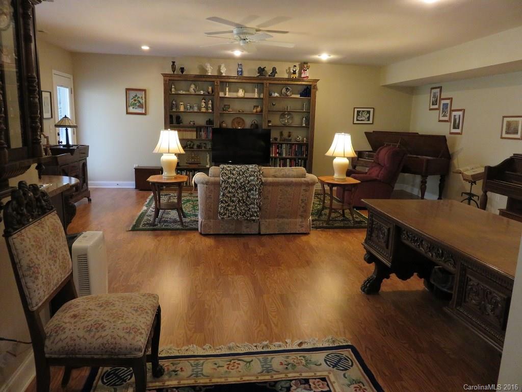 Connestee Falls - Residential