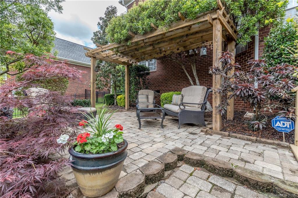 Regent Park - Residential